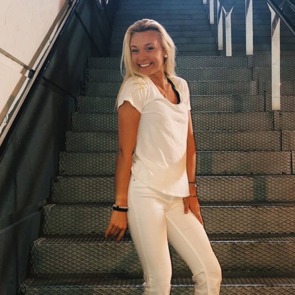 Meet your Posher, Justine